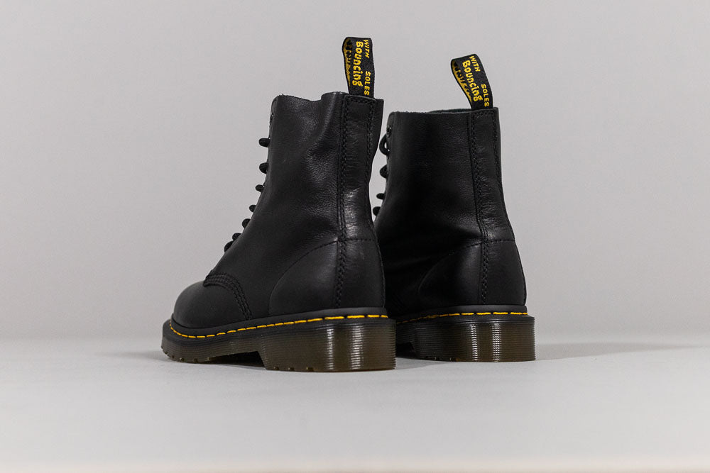 Women's Dr. Martens 1460 Pascal Virginia Leather Boots