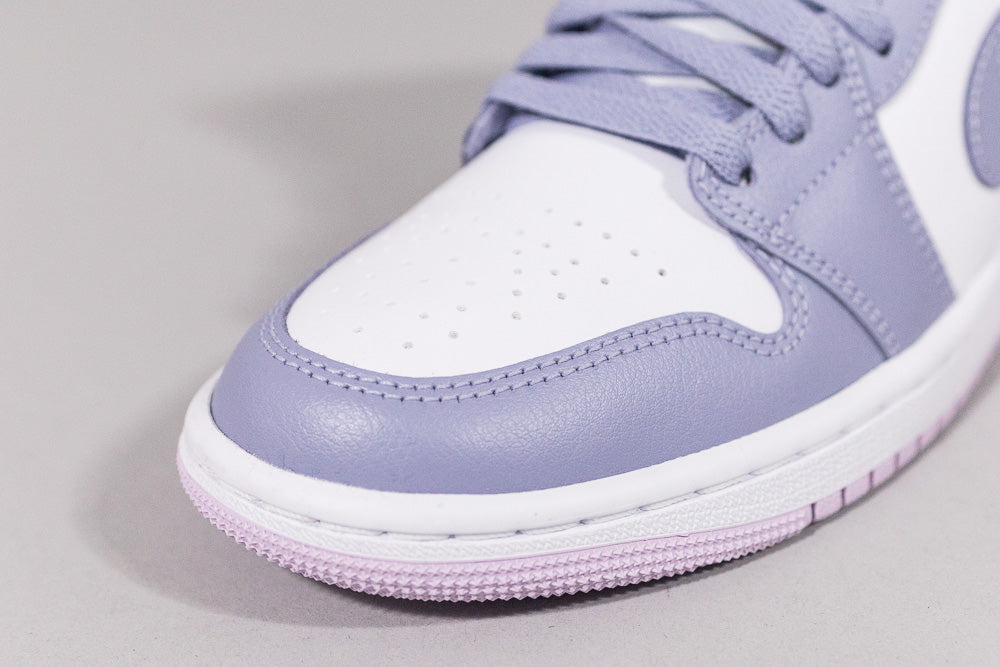 Women's Jordan 1 Mid 'Indigo Haze'