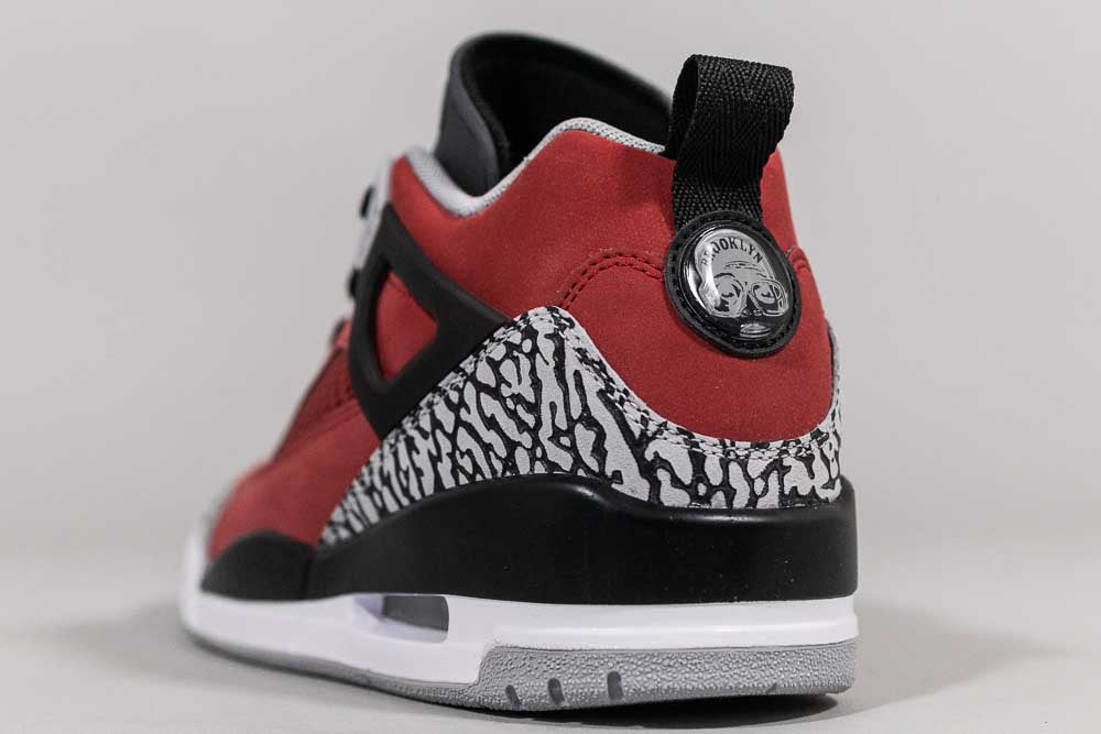 Jordan Spizike Low 'Toro'