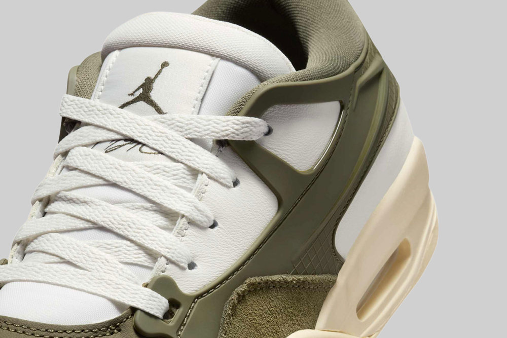 Women's Air Jordan 4 RM 'Medium Olive'