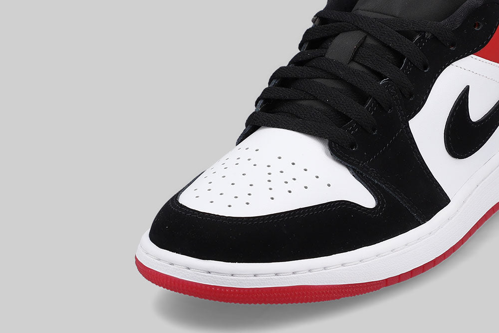 Air Jordan 1 Low SE 'Black Toe'